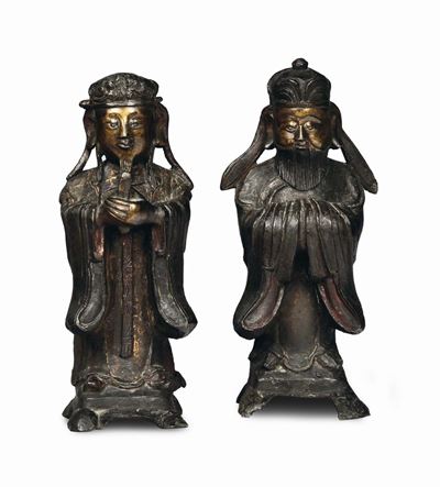 Coppia di Dignitari in Bronzo, Cina, Dinastia Ming, Secolo XVII