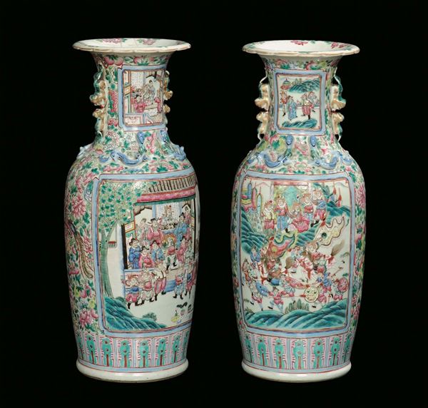 Pair of Famille Rose porcelain vases, China, Qing Dynasty, 19th century h cm 62