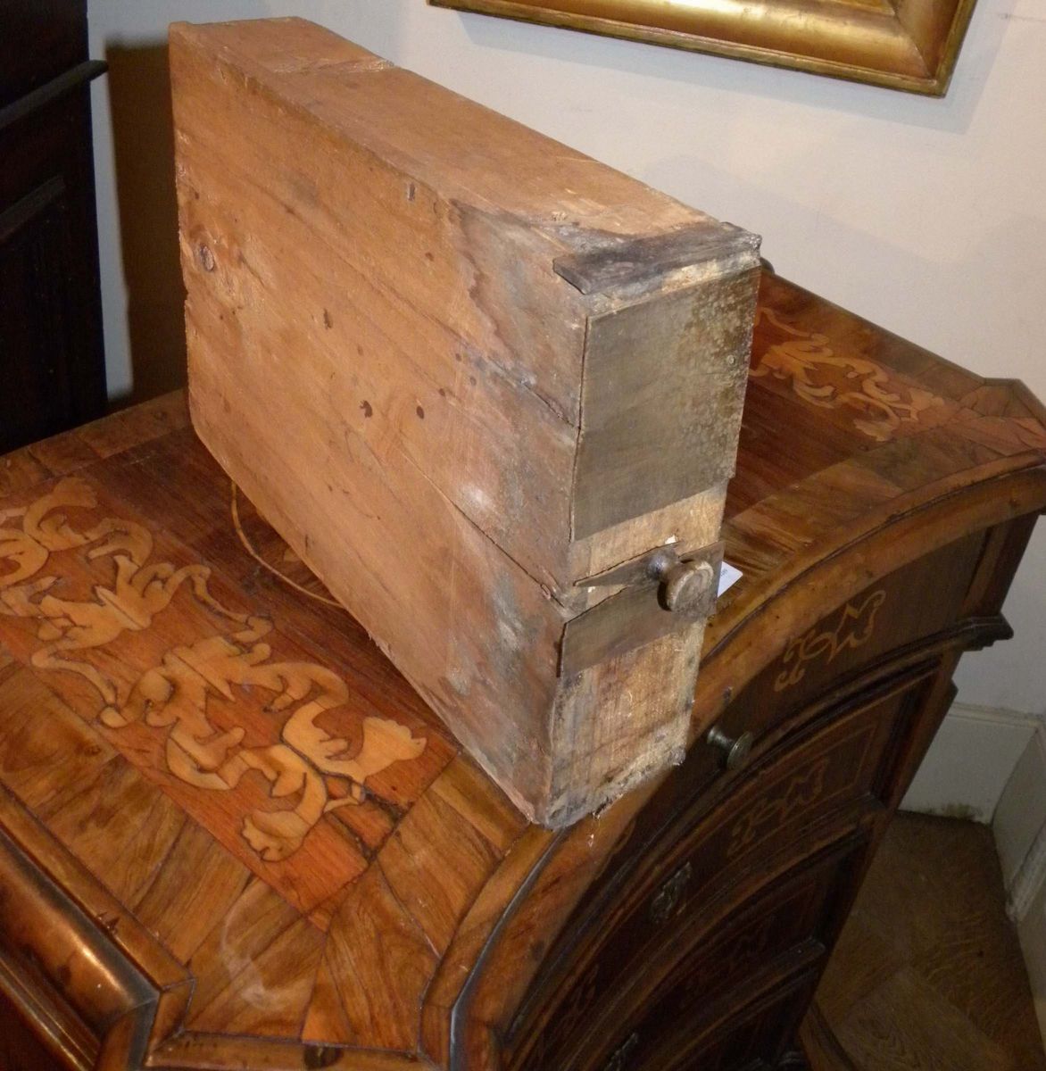 Inginocchiatoio Luigi XIV Lastronato e Intarsiato, Piemonte Fine XVII Secolo