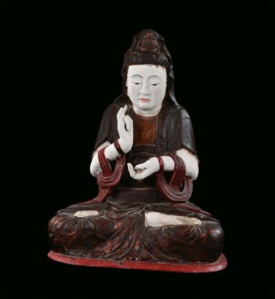 Guanyin Seduta in Legno Dipinto in Policromia, Cina, Dinastia Qing, XIX Secolo
