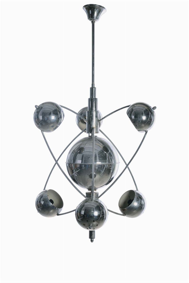 Lampada a sospensione modello Saturno in metallo cromato.  - Auction Design - II - Cambi Casa d'Aste
