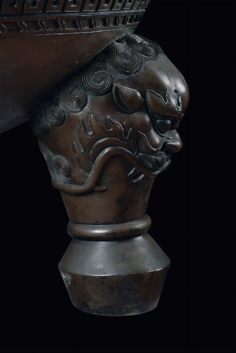 Monumentale Censer in Bronzo, Cina, Dinastia Qing, Periodo Qianlong, XVIII Secolo