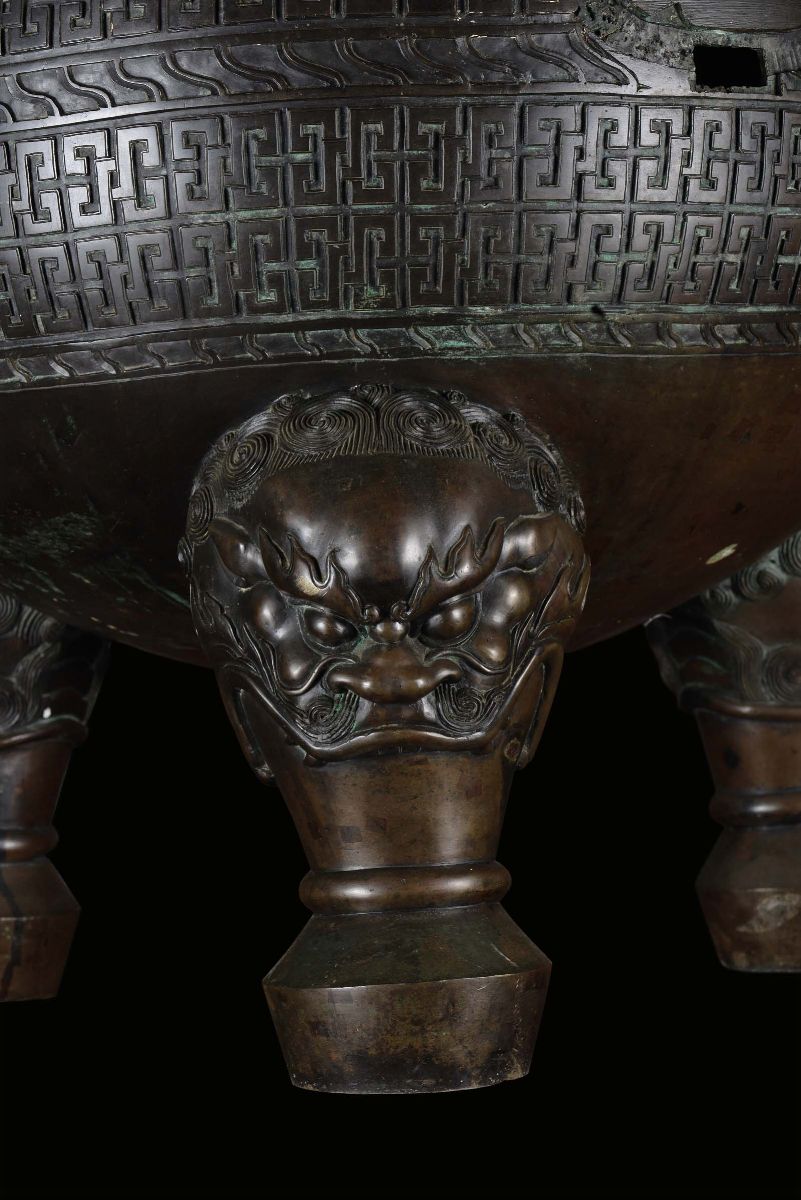 Monumentale Censer in Bronzo, Cina, Dinastia Qing, Periodo Qianlong, XVIII Secolo