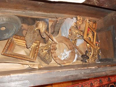 Lotto di Fregi e Cornicette in Legno Intagliato