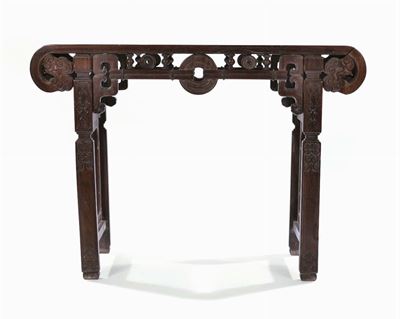 Console Intagliato in Legno di Homu, Cina, Dinastia Qing, XIX Secolo