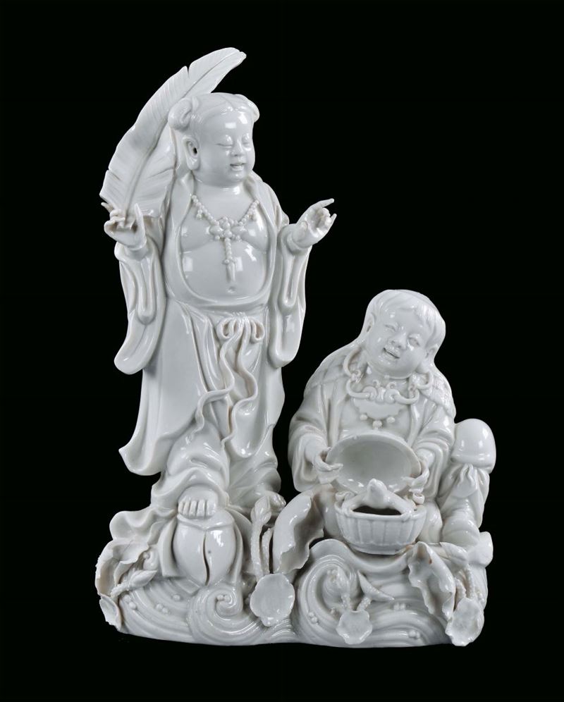 Gruppo con due figure in porcellana  Blanc de Chine, Cina, Periodo Repubblica, XX secolo  - Asta Fine Chinese Works of Art - Cambi Casa d'Aste