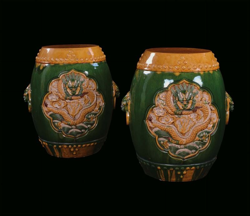 Pair of green and yellow porcelain stools – Ming style, China, Qing Dynasty, 19th century h cm 50  - Auction Fine Chinese Works of Art - Cambi Casa d'Aste