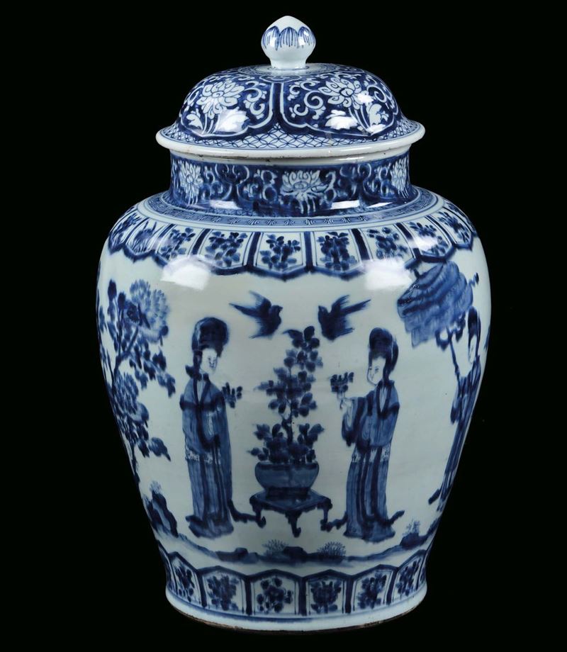 Porcelain Potiche with cover, China, Qing Dynasty, Kangxi Period (1662-1722) white and blue decoration, h cm 58  - Auction Fine Chinese Works of Art - Cambi Casa d'Aste