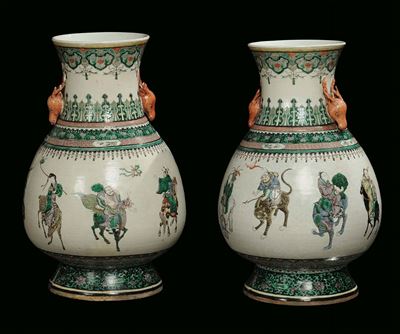 Coppia di Vasi in Porcellana Famiglia Verde, Cina, Dinastia Qing, XIX Secolo