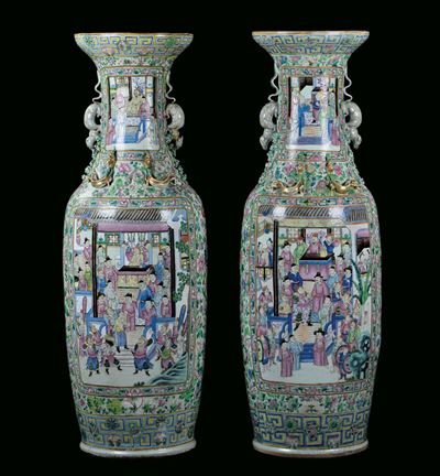Coppia di Vasi Monumentali Famiglia Rosa. Cina, Dinastia Qing, XIX Secolo