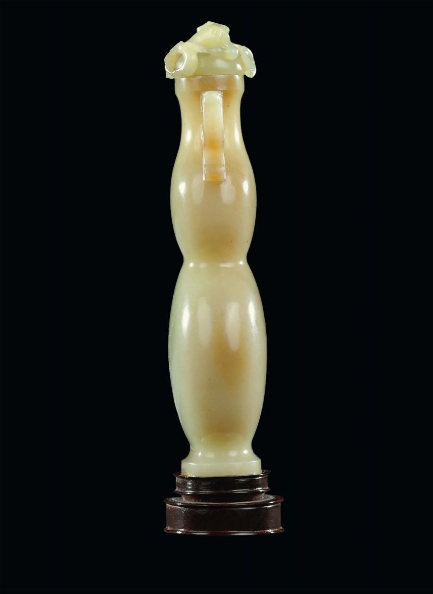 Raro Vaso con Coperchio in Giada Gialla, a Forma di Doppia Zucca, con Prese a Guisa di Drago Stil...
