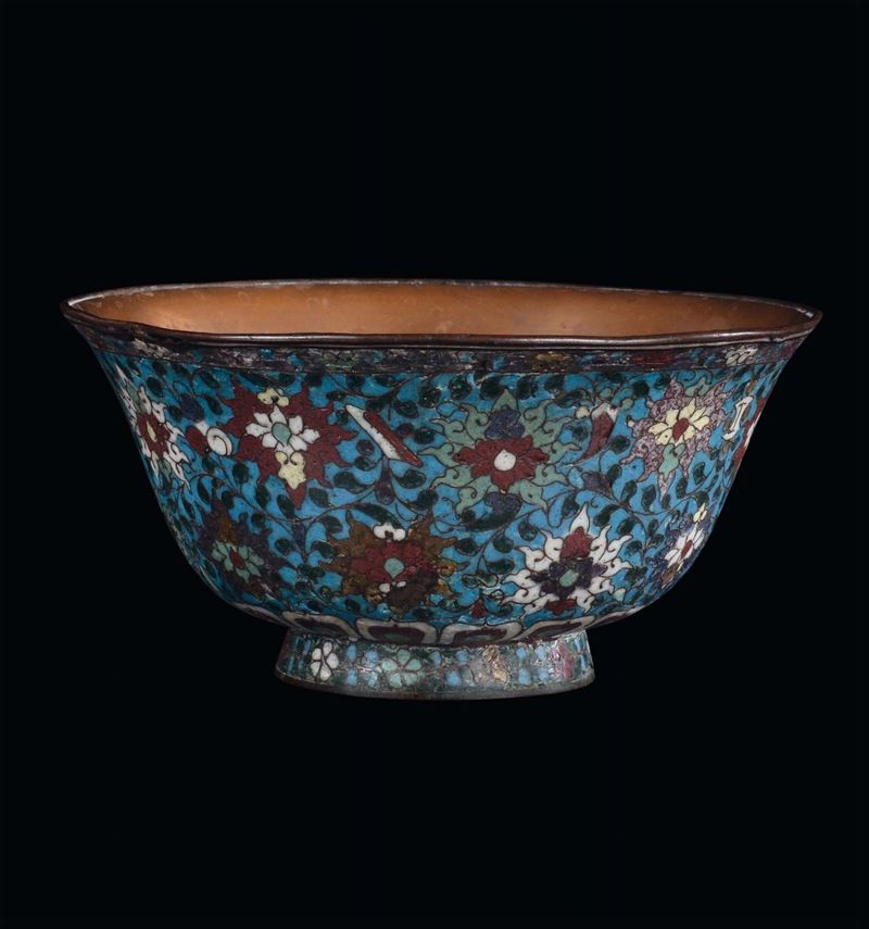 Small cloisonné enamel cup with vegetable decoration on light blue background, China, Ming Dynasty, 17th century, diameter cm 20,5, h cm 10  - Auction Fine Chinese Works of Art - Cambi Casa d'Aste