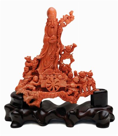 Grande Gruppo in Corallo Rosso Finemente Intagliato Raffigurante Saggio su Carretto e Bimbi, Cina...