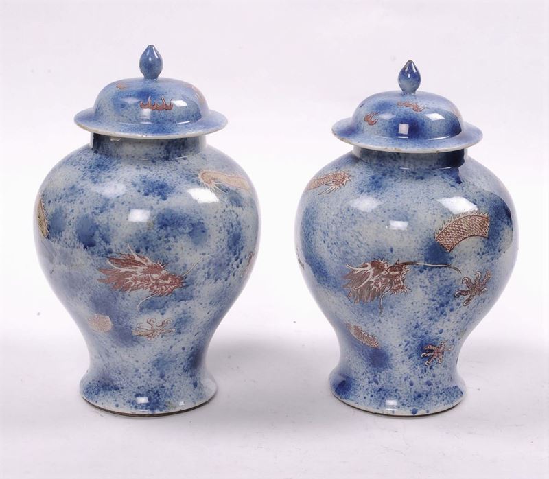 Coppia potiche in porcellana blu, Cina decoro con draghi  - Asta Antiquariato e Dipinti Antichi - II - Cambi Casa d'Aste