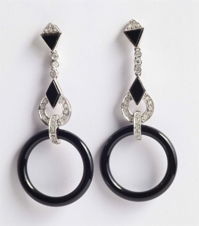 A pair of onix and diamond pendent earrings  - Auction Silver, Ancient and Contemporary Jewels - Cambi Casa d'Aste