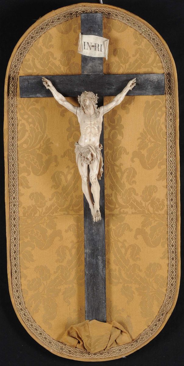 Cristo in Avorio su Croce in Legno Ebanizzato, XVIII Secolo
