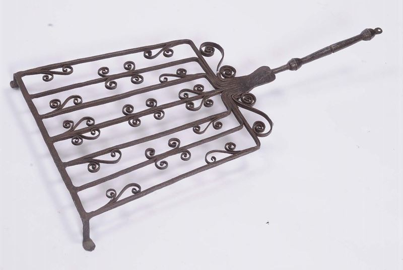 Griglia in ferro forgiato a mano, XVII secolo  - Auction Antique and Old Masters - II - Cambi Casa d'Aste