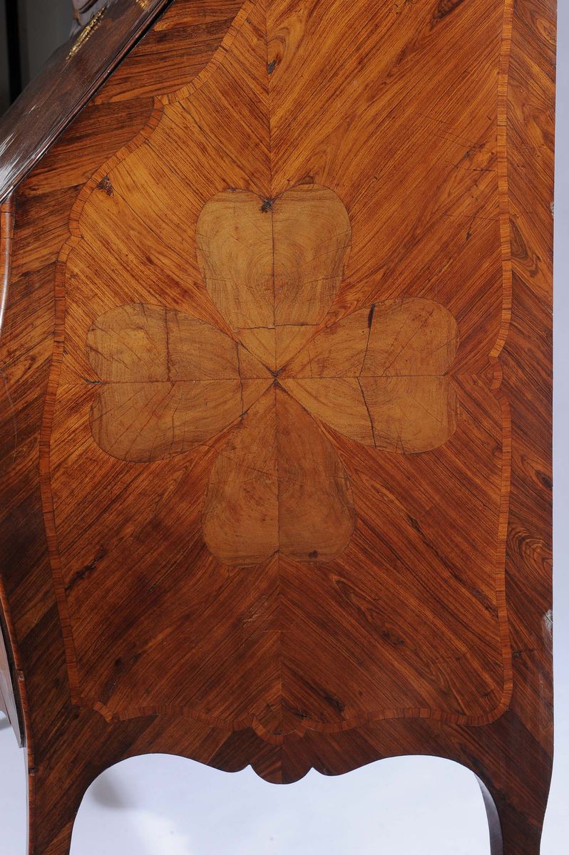 Trumeau Luigi XV Interamente Lastronato in Bois De Rose e Bois De Violette, Genova XVIII Secolo