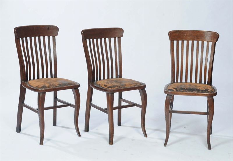 Tre sedie con seduta in pelle  - Auction An important Genoese Heritage - I - Cambi Casa d'Aste