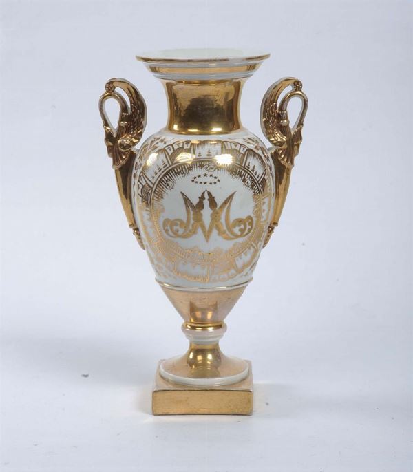 Vasetto in porcellana in stile Impero
