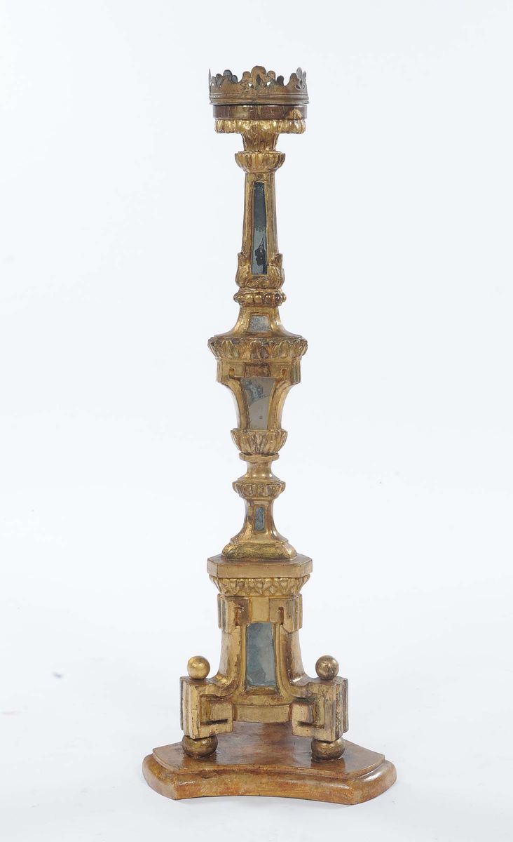 Grande candeliere in legno intagliato e dorato  - Asta Antiquariato e Dipinti Antichi - II - Cambi Casa d'Aste