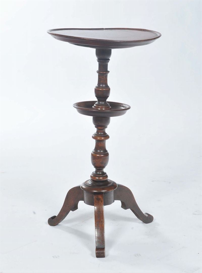 Tavolino da appoggio con fusto tornito  - Asta Antiquariato e Dipinti Antichi - II - Cambi Casa d'Aste