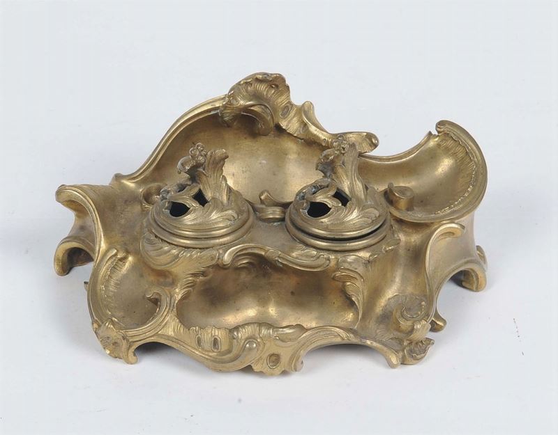Calamaio in bronzo dorato, XIX secolo  - Asta Antiquariato e Dipinti Antichi - II - Cambi Casa d'Aste