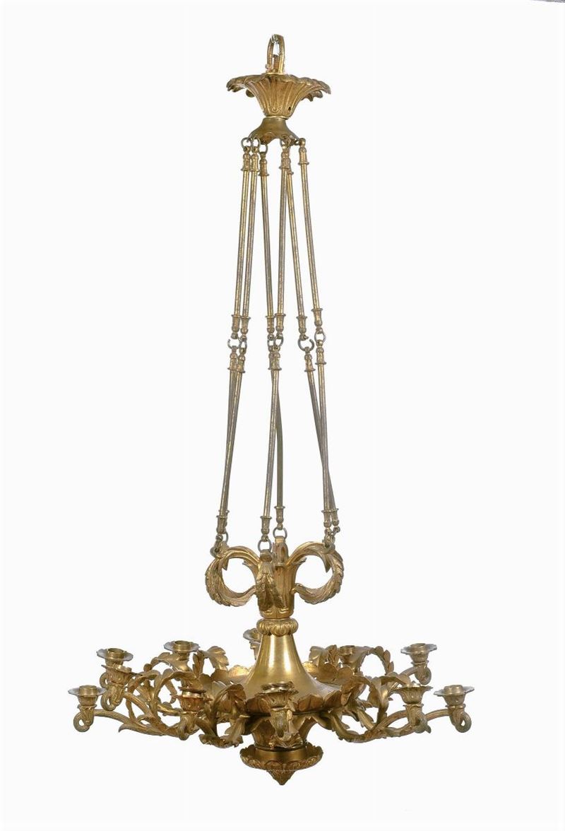 Lampadario in bronzo dorato a dodici luci, XIX Secolo  - Asta Antiquariato e Dipinti Antichi - II - Cambi Casa d'Aste