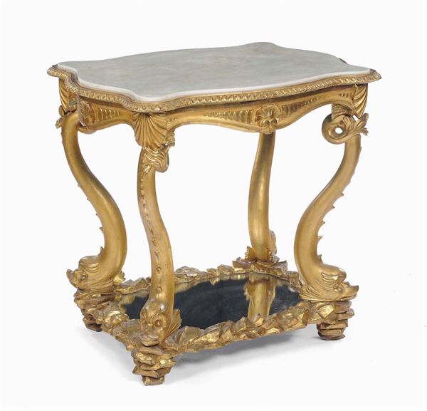 Tavolino da centro Luigi XV in legno intagliato e dorato, XIX secolo