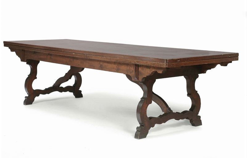 Grande tavolo allungabile in stile fratino  - Asta Eredità Emilio Bruzzone - I - Cambi Casa d'Aste