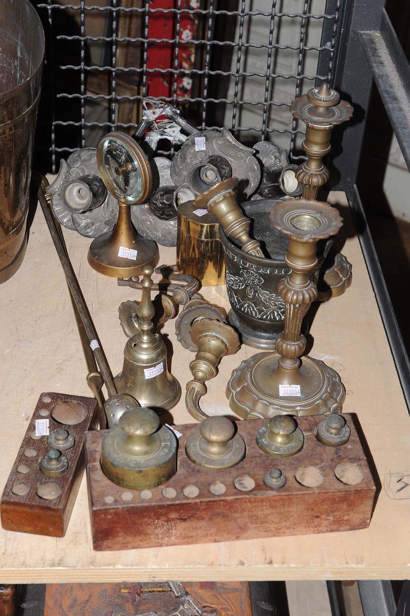 Lotto di oggetti in metallo e bronzo  - Auction An important Genoese Heritage - I - Cambi Casa d'Aste