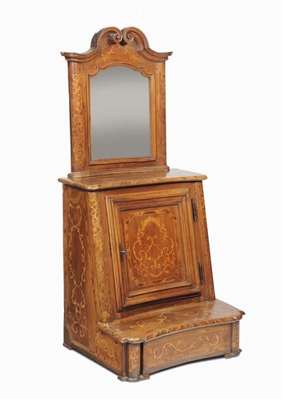 Inginocchiatoio in Legno di Noce Intarsiato, Calabria XVII Secolo
