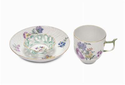 Tazzina e Piattino in Porcellana con Decoro Trembleuse, Meissen 1770