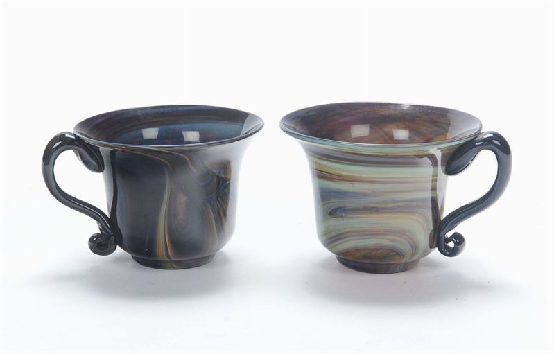 Coppia di tazzine in vetro calcedonio, 1850 circa  - Asta Antiquariato e Dipinti Antichi - II - Cambi Casa d'Aste