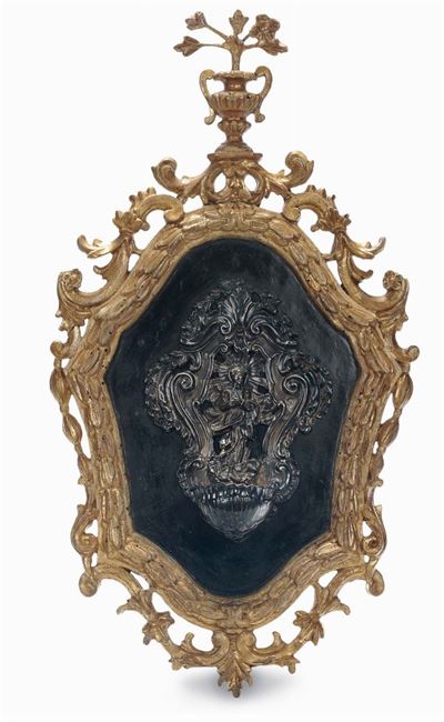 Acquasantiera in Argento con Madonna Entro Cornice Lignea Dorata, Genova XVIII Secolo