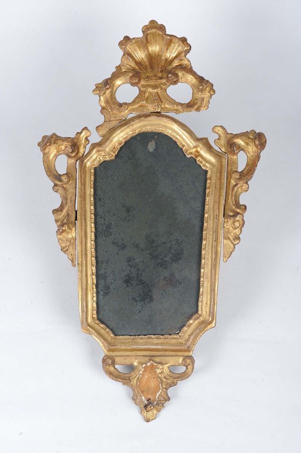 Specchierina in legno intagliato e  dorato, XIX secolo
