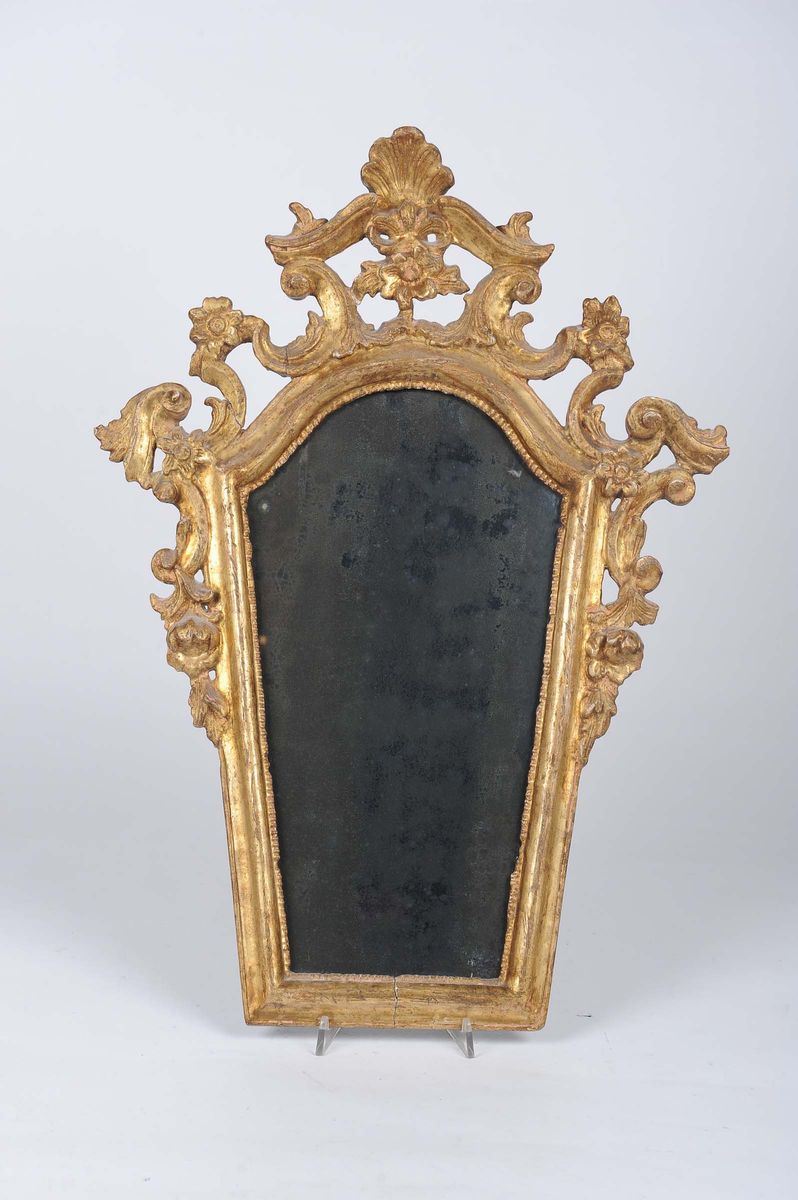 Specchierina in legno intagliato e dorato, XIX secolo  - Auction Antique and Old Masters - II - Cambi Casa d'Aste