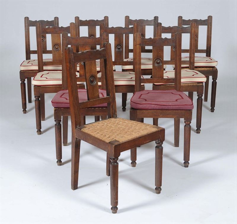 Dieci sedie in legno, inizio XX secolo  - Asta Eredità Emilio Bruzzone - I - Cambi Casa d'Aste