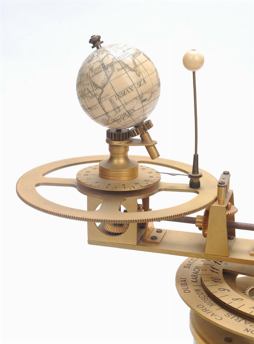 Orologio Planetario in Bronzo Dorato e Avorio, Francia XIX Secolo