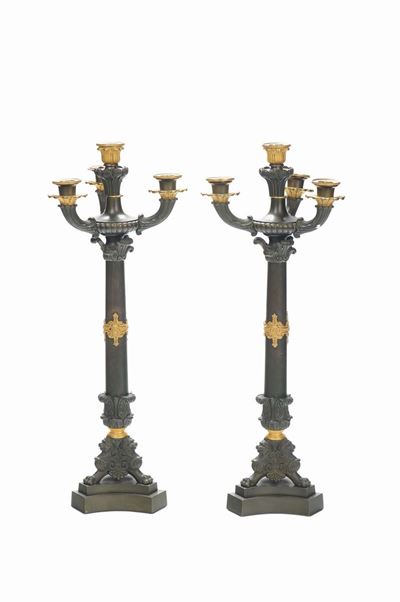 Coppia di Candelieri a Quattro Fiamme in Bronzo Dorato e Brunito, Francia XIX Secolo