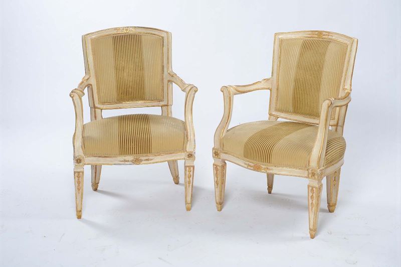 Coppia di poltrone Luigi XVI laccate e dorate, inizio XIX secolo  - Asta Antiquariato e Dipinti Antichi - II - Cambi Casa d'Aste