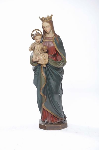 Scultura in Legno Laccato Raffigurante Madonna con Bambino
