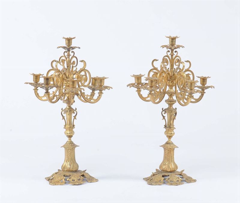 Coppia di candelieri in bronzo dorato neoclassici a sette luci  - Auction Antique and Old Masters - II - Cambi Casa d'Aste