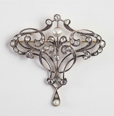 Spilla Liberty con Rosette di Diamanti e Perline