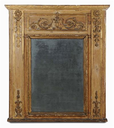 Caminiera Luigi XVI in Legno Intagliato e Dorato, XVIII Secolo