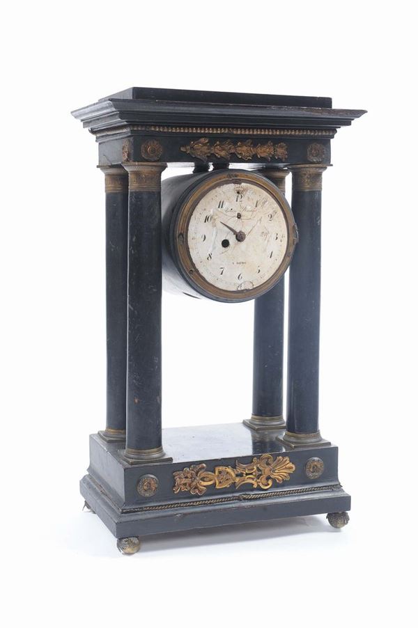 Orologio a tempietto in legno ebanizzato, XIX Secolo