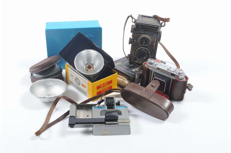 Lotto di macchine fotografiche  - Auction Antique and Old Masters - II - Cambi Casa d'Aste