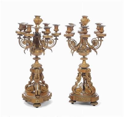 Coppia di Candelabri in Bronzo Dorato a Sei Fiamme, XIX Secolo