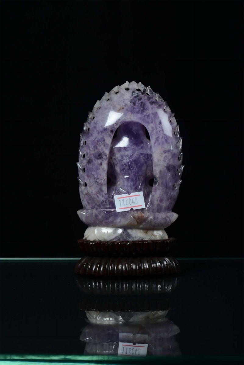 Buddha con Aurea in Ametista, Cina, Dinastia Qing, XIX Secolo