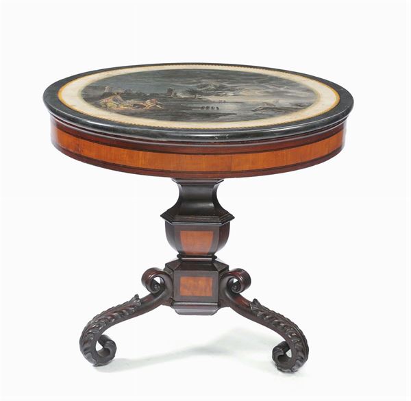 Tavolo rotondo Carlo X lastronato, XIX secolo